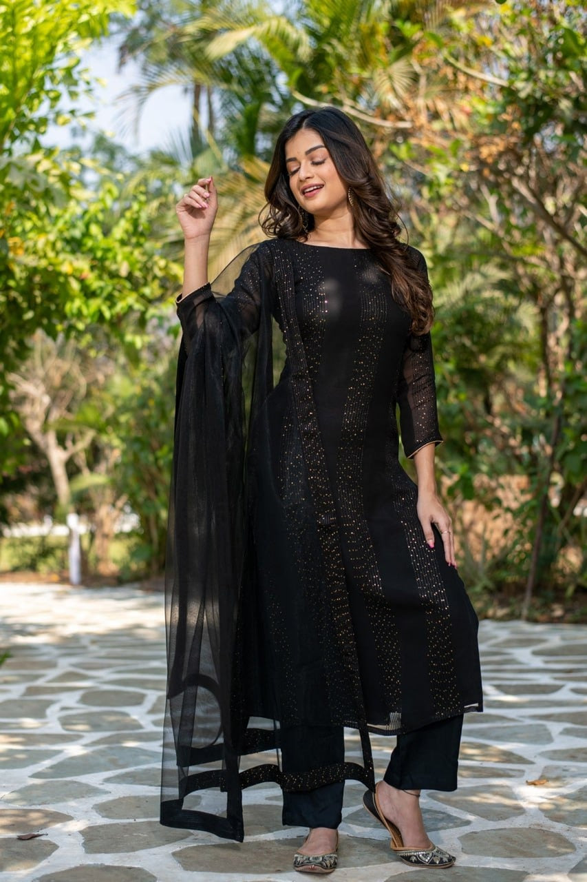 Black Trending Bum Bum Kurta Set For Women
